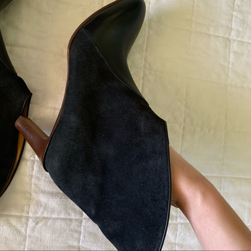 CHLOÉ NWOT Fold-Over Bicolor Ankle Boot - Picture 9 of 15